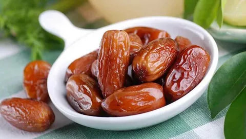 تصویر 2 از خرما سایر خوزستان با رنگ طلایی و طعم طبیعی